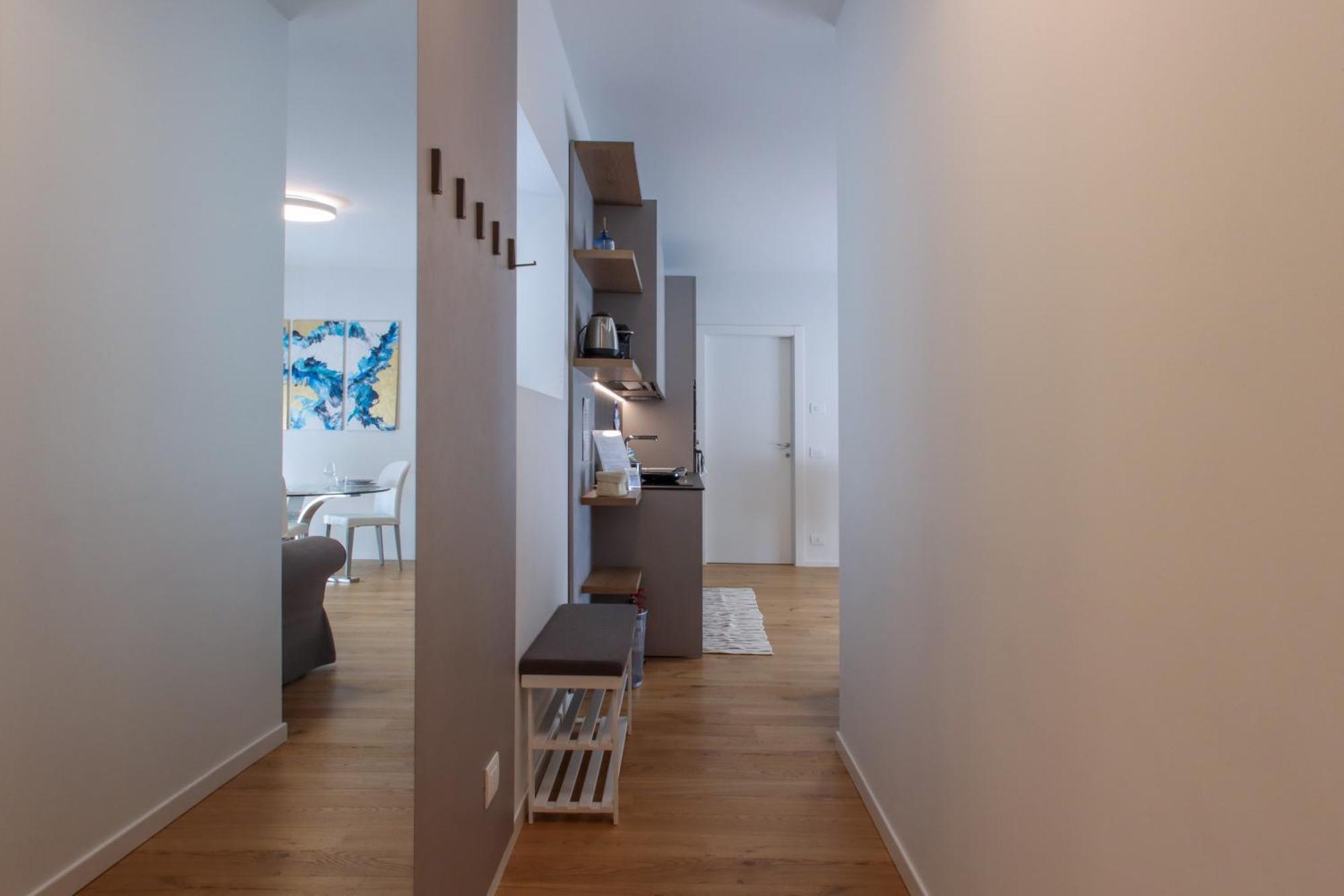 Casa Ardo Wifi & Free Parking In Lecco Center Apartment Luaran gambar